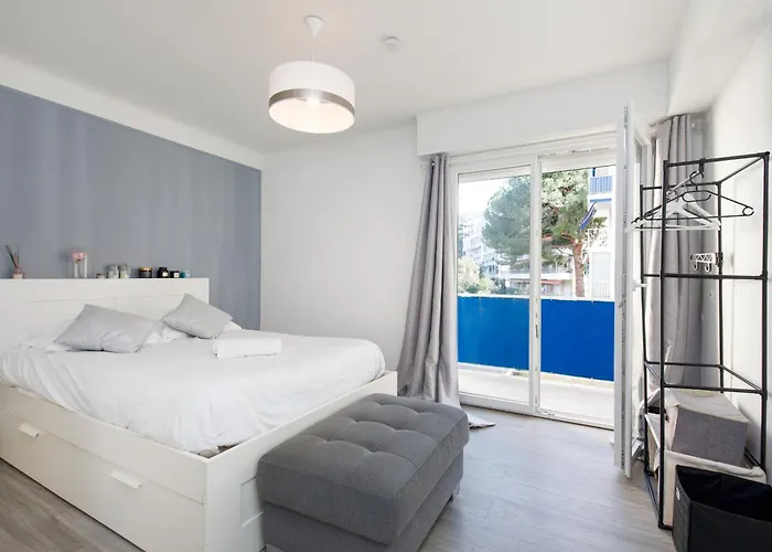 Blue Serenity 6p Apartment Cannes